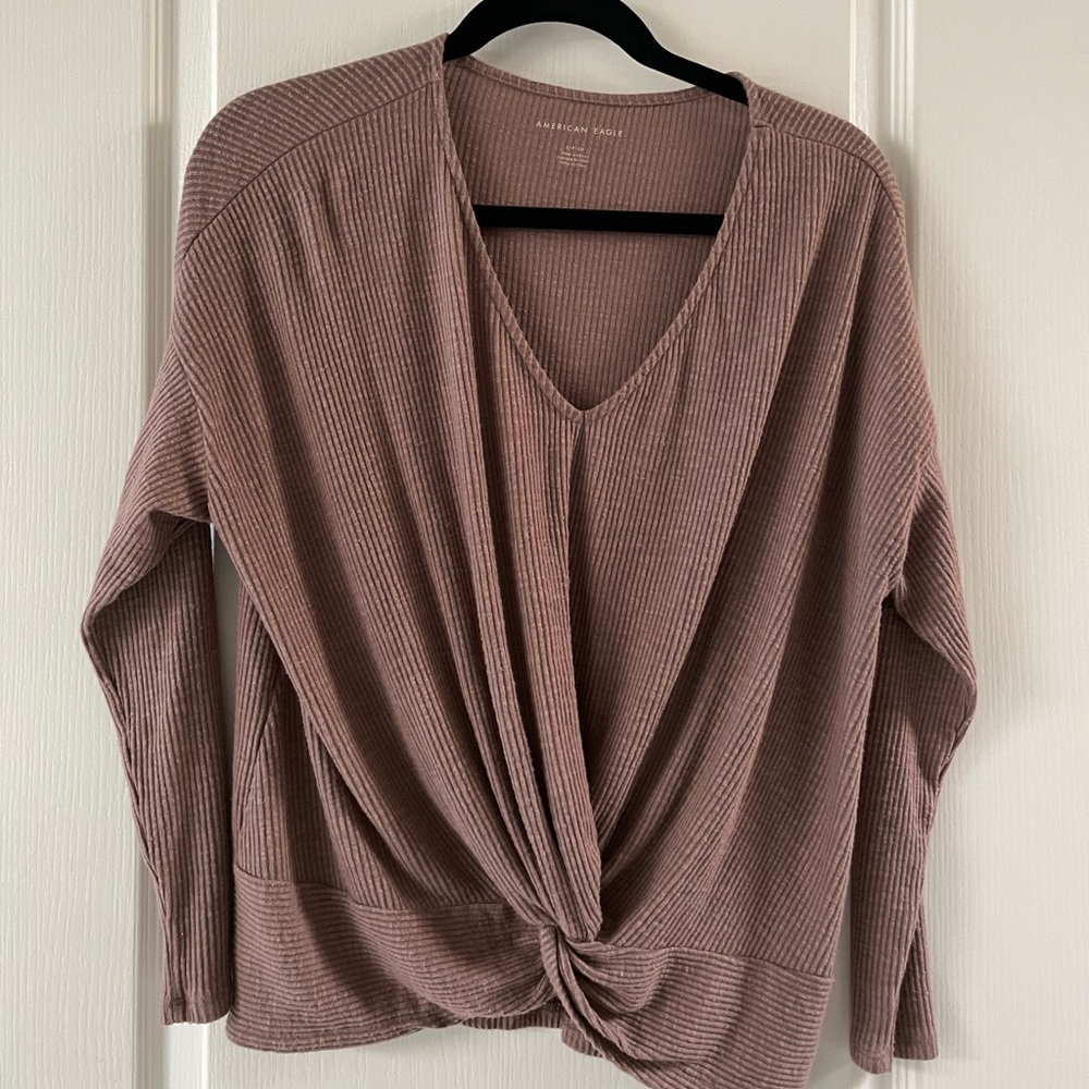 NWT American Eagle Long Sleeve Top Size S
